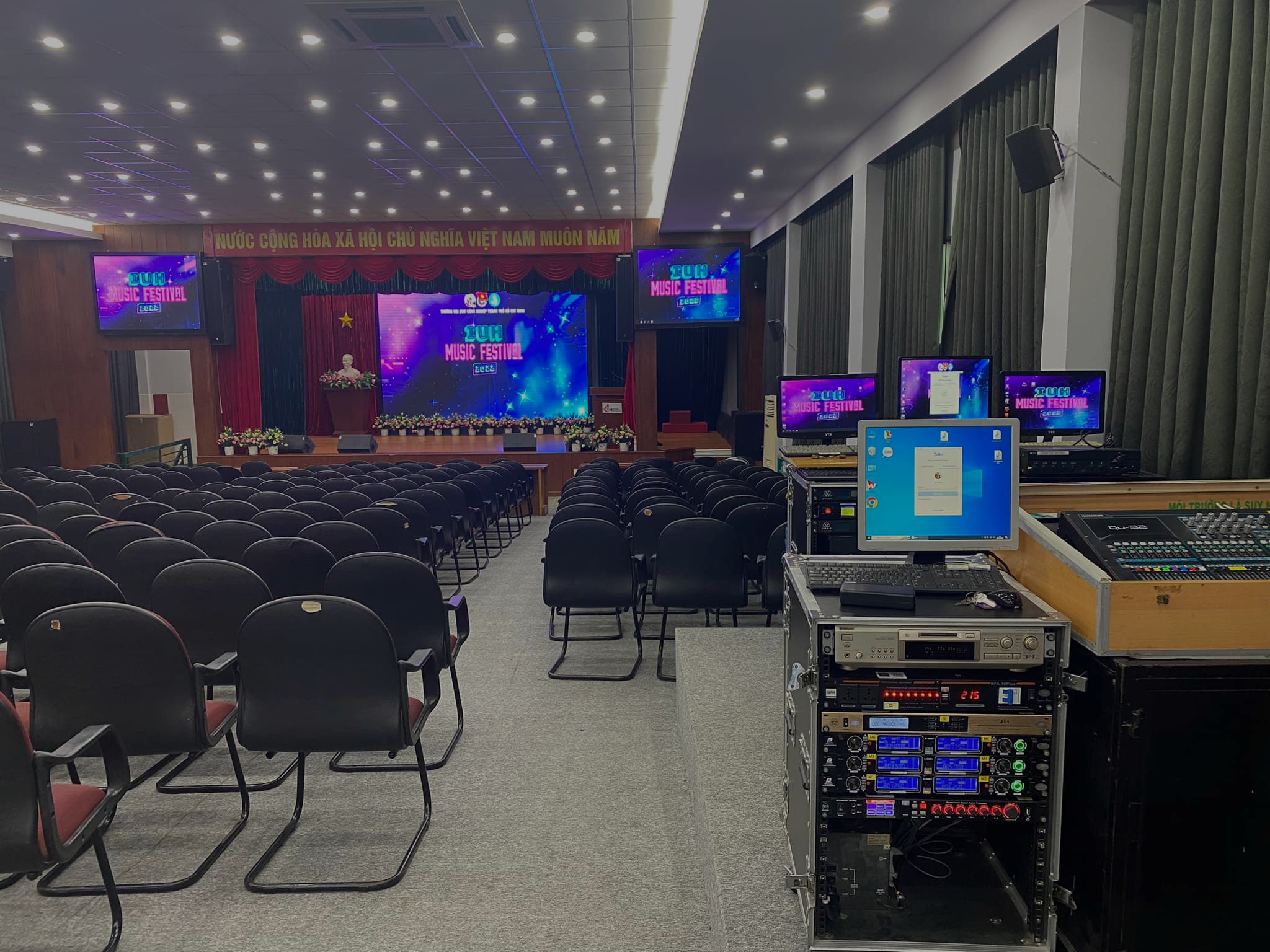 Lắp đặt âm thanh APLUS tại hội trường công ty thuốc lá Sài Gòn