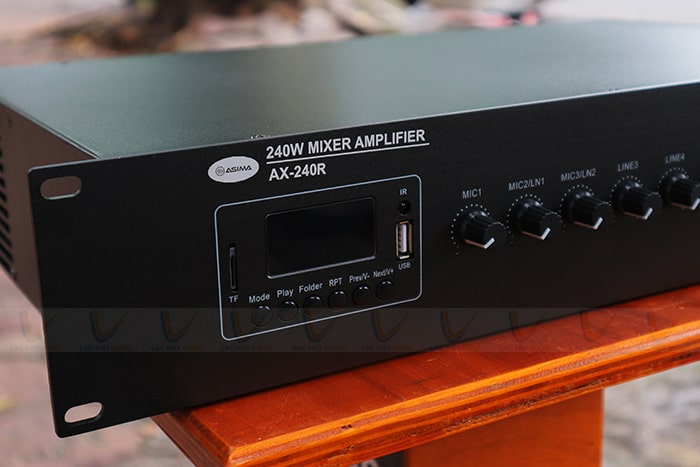 Màn hình hiển thị mặt trước của Asima AX-240R