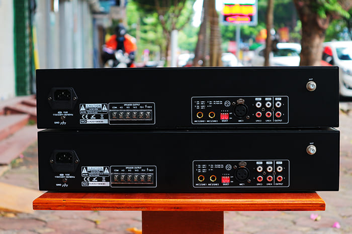 Amply Asima AX-500T có tích hợp điều khiển IR từ xa