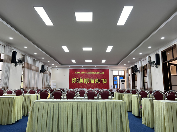 Dự án lắp đặt âm thanh hội nghị cho UBND Tuyên Quang Dự án lắp đặt âm thanh hội nghị cho UBND Tuyên Quang