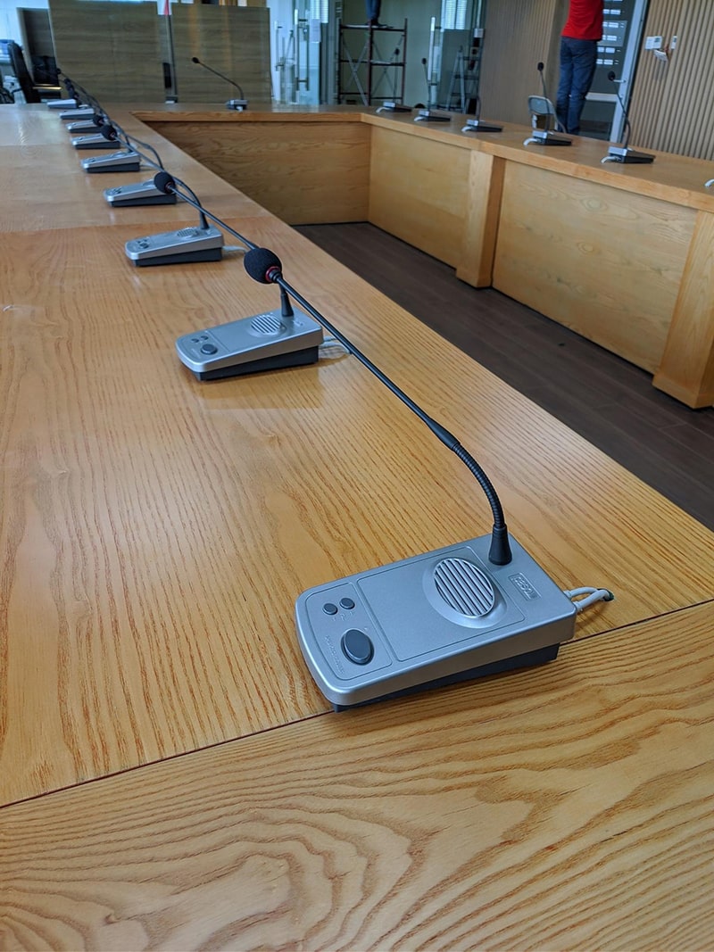 Một số hình ảnh thực tế của hệ thống âm thanh phòng họp Paso CS 2080 Một số hình ảnh thực tế của hệ thống âm thanh phòng họp Paso CS 2080