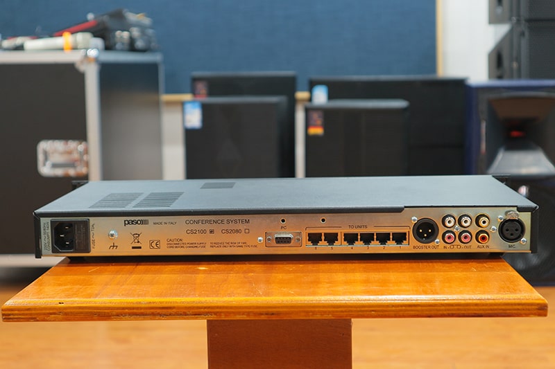 Mặt sau của Paso CS2100