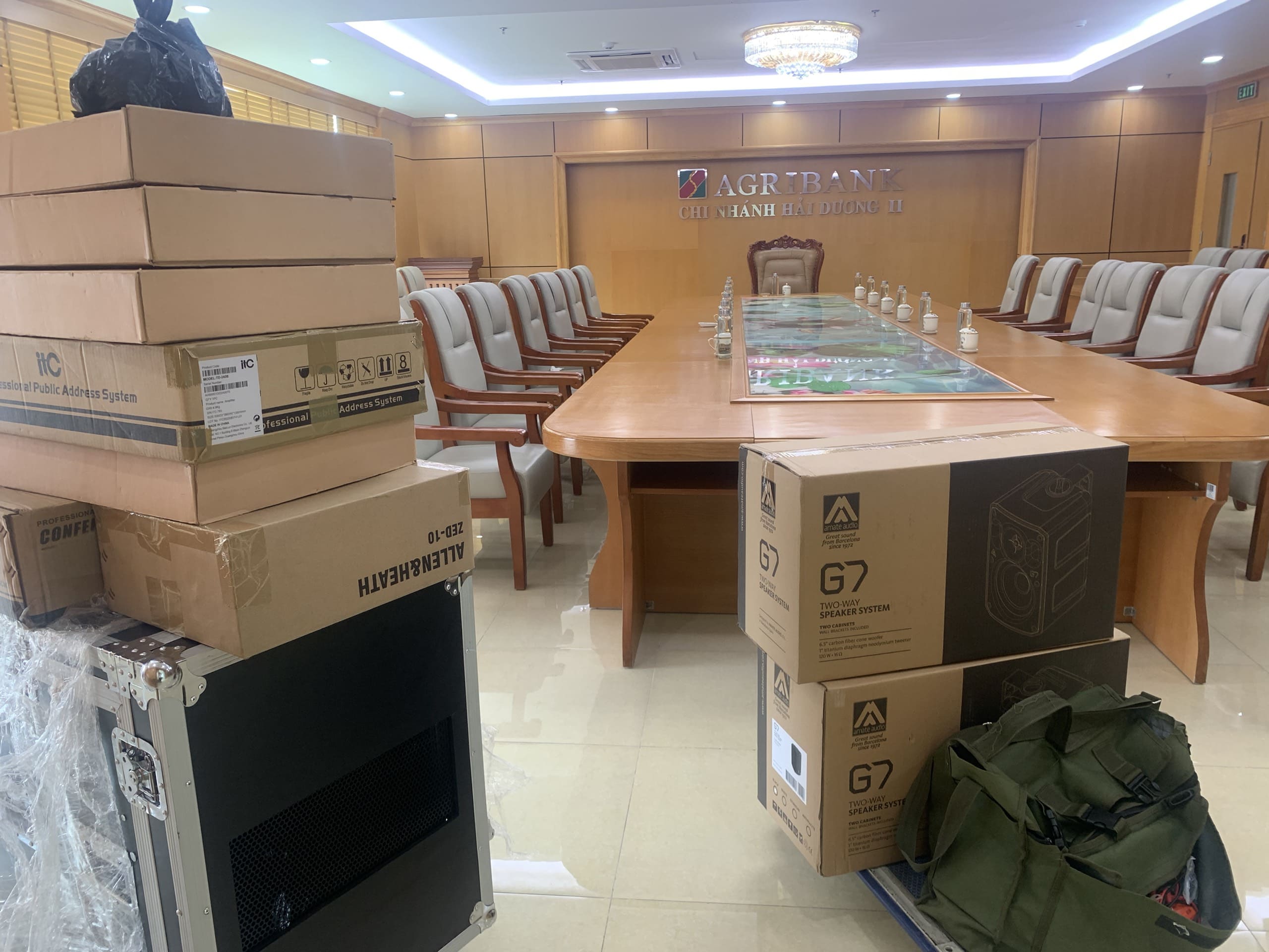 Các thiết bị được vận chuyển an toàn và đến tận nơi