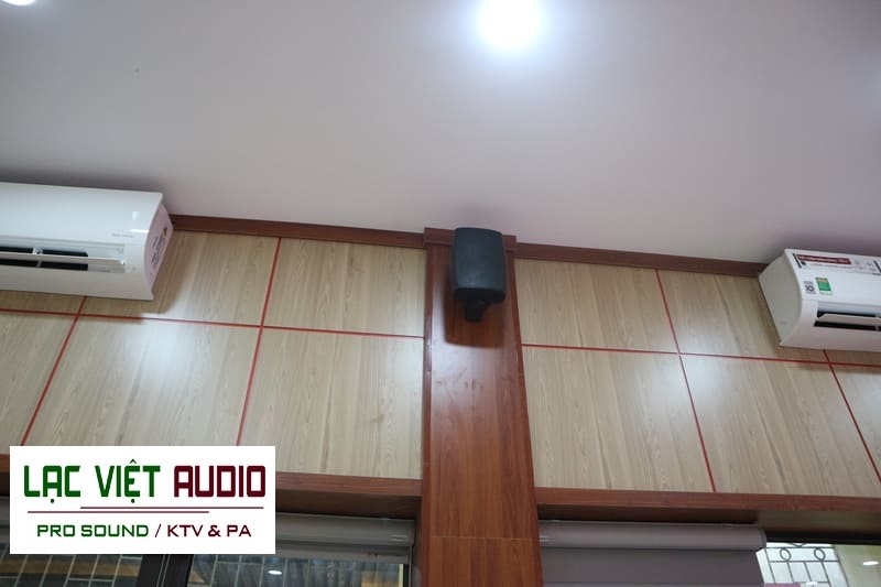 Thiết bị loa treo tường