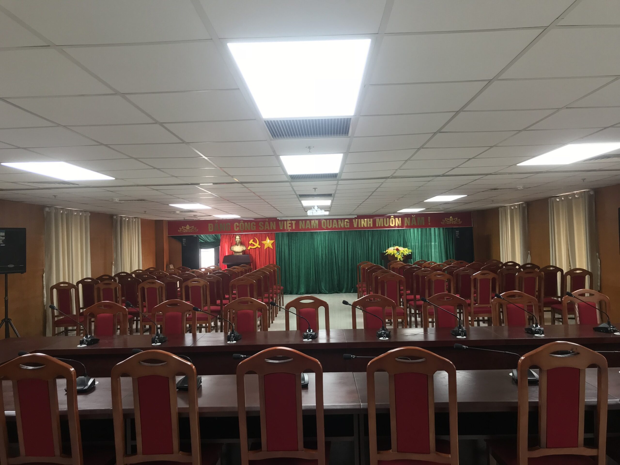 Dự án lắp đặt âm thanh hội nghị cho văn Phòng Đoàn Hà Nội